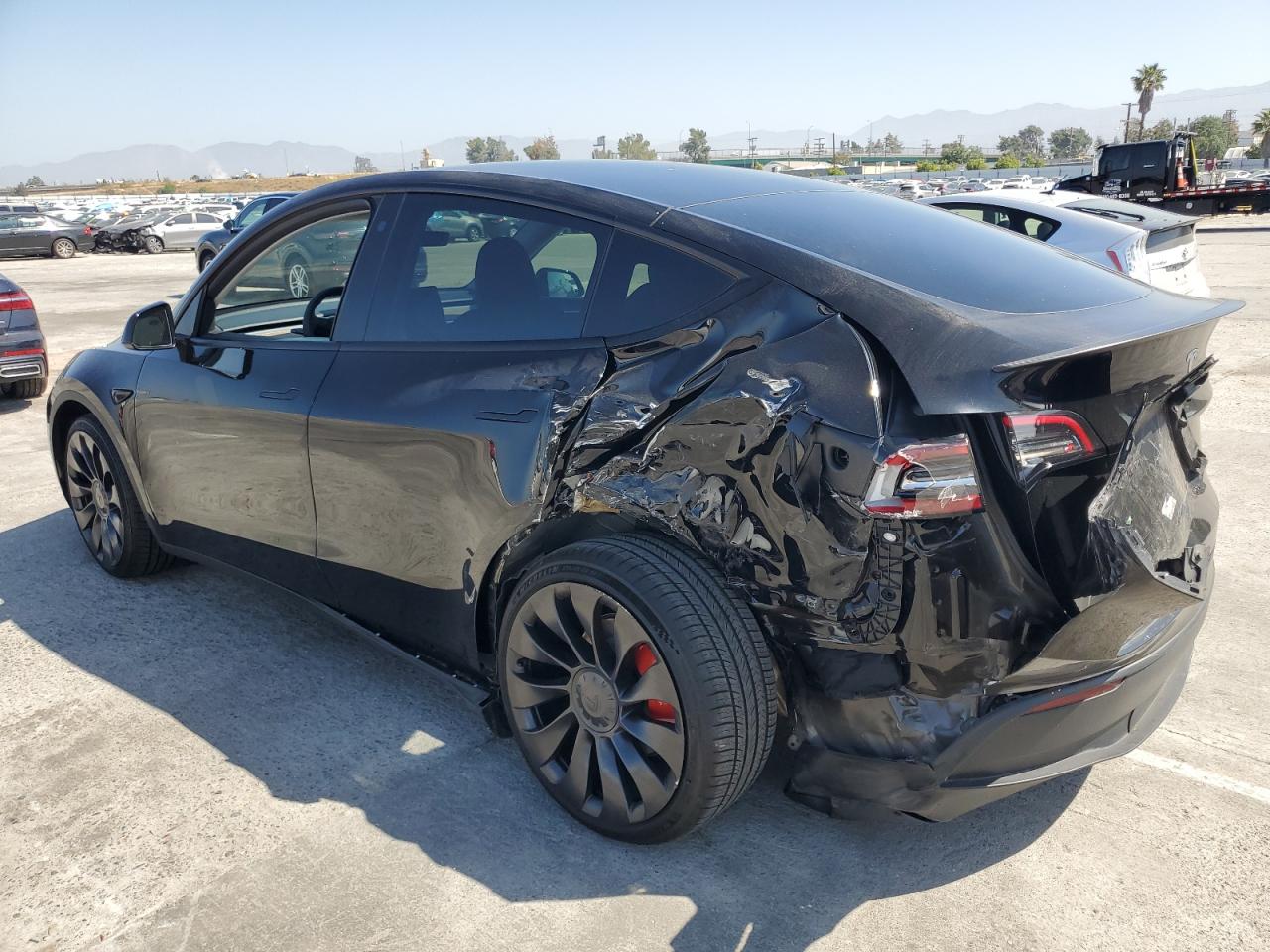 Photo 1 VIN: 7SAYGDEF5PF755081 - TESLA MODEL Y 