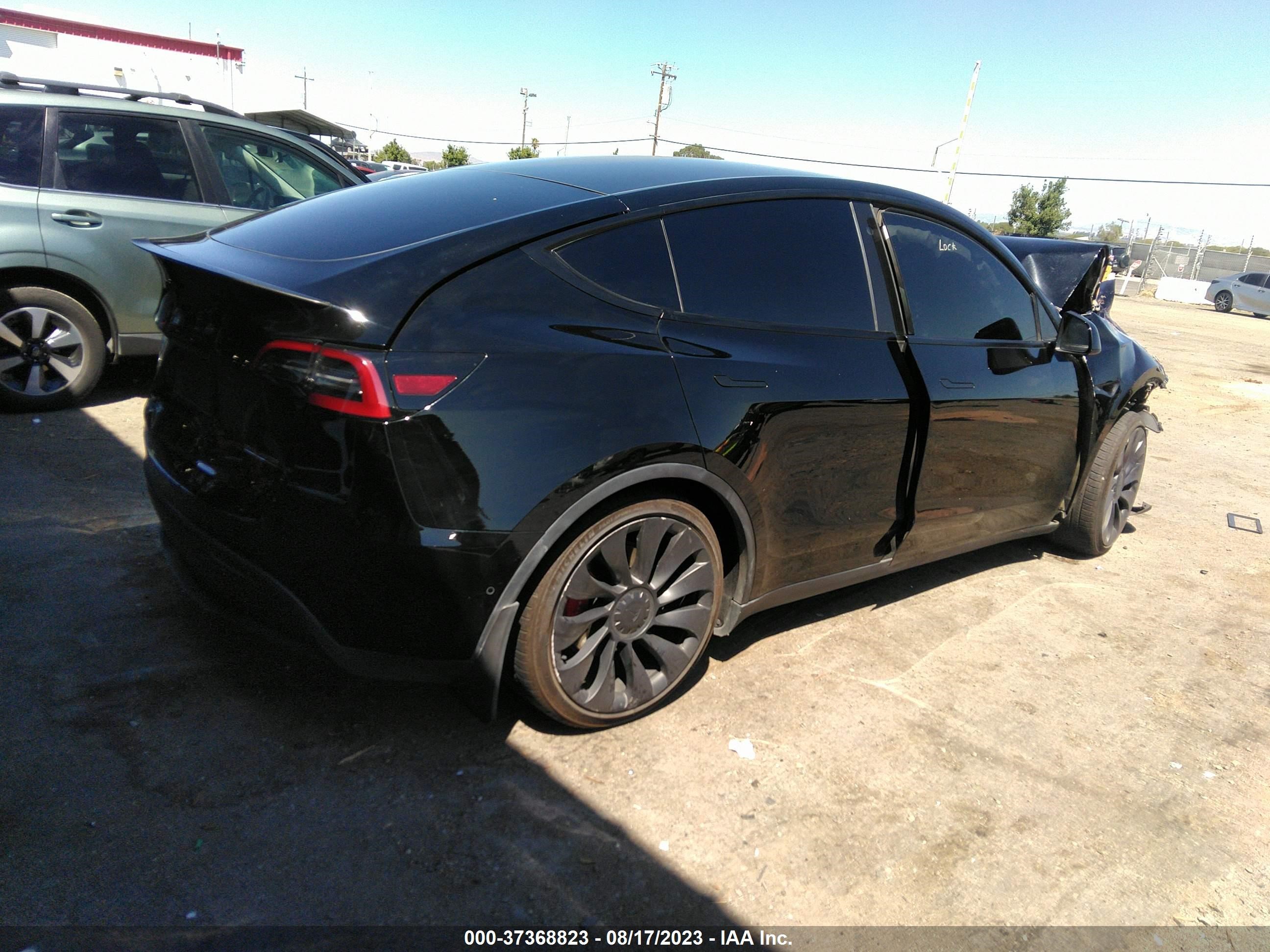 Photo 3 VIN: 7SAYGDEF6NF343118 - TESLA MODEL Y 