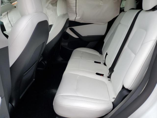 Photo 5 VIN: 7SAYGDEF6NF398149 - TESLA MODEL Y 