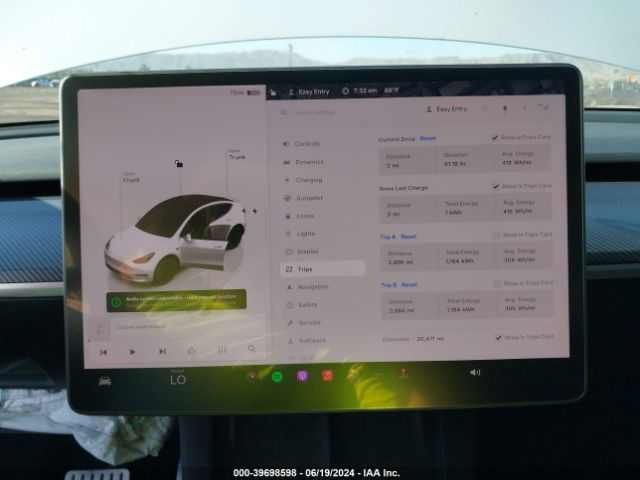 Photo 6 VIN: 7SAYGDEF6NF409540 - TESLA MODEL Y 