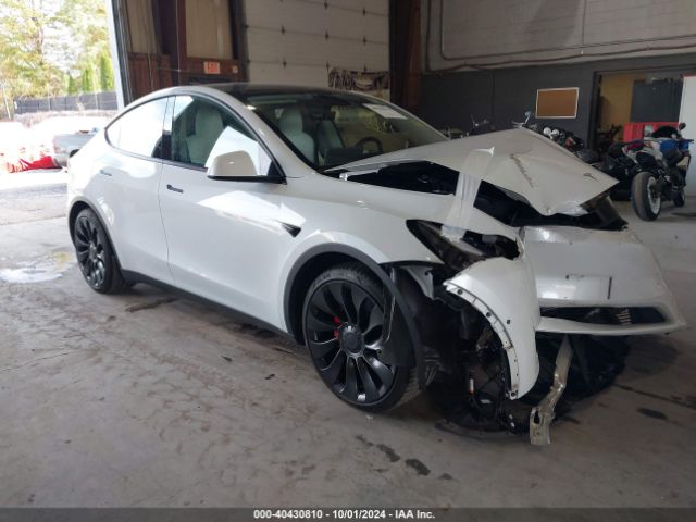 Photo 0 VIN: 7SAYGDEF6NF457412 - TESLA MODEL Y 