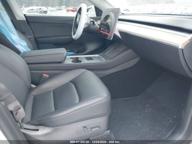 Photo 4 VIN: 7SAYGDEF6NF510920 - TESLA MODEL Y 