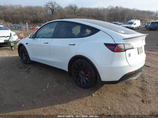 Photo 2 VIN: 7SAYGDEF6NF530214 - TESLA MODEL Y 