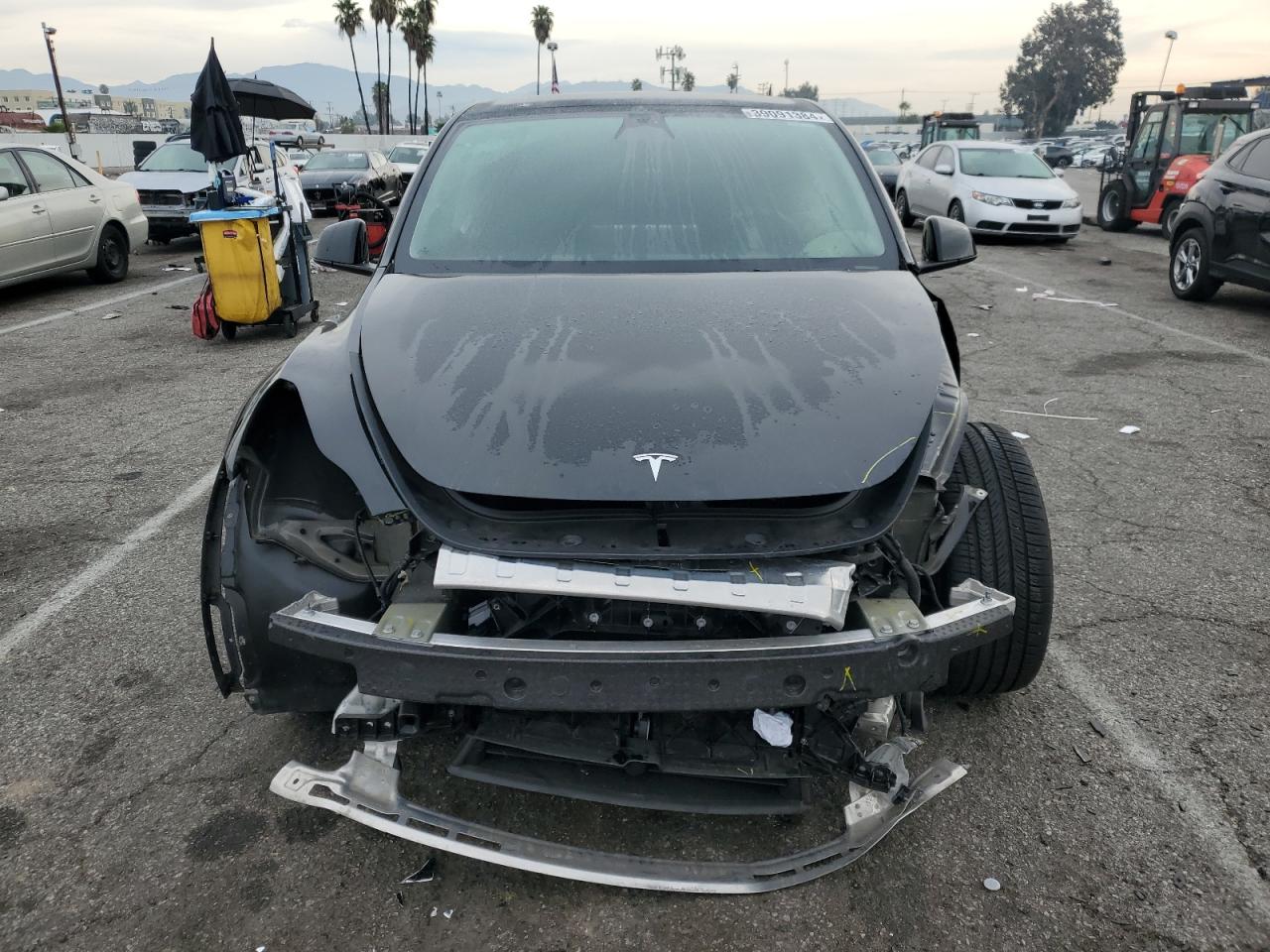 Photo 4 VIN: 7SAYGDEF6NF534750 - TESLA MODEL Y 