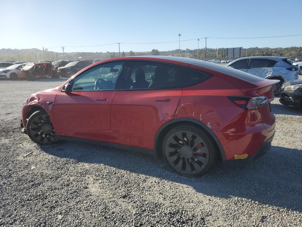 Photo 1 VIN: 7SAYGDEF6NF538829 - TESLA MODEL Y 