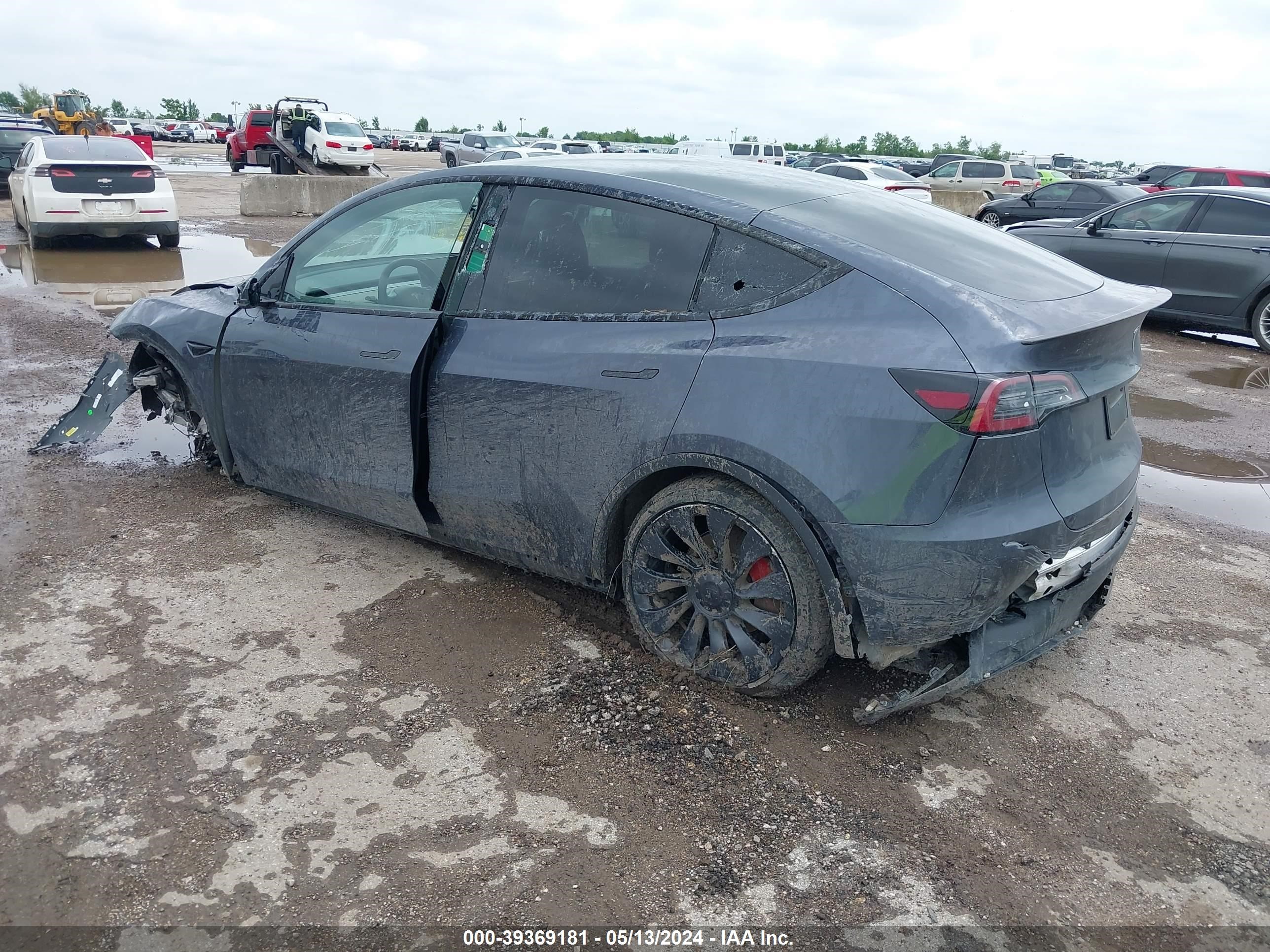 Photo 2 VIN: 7SAYGDEF6NF545974 - TESLA MODEL Y 