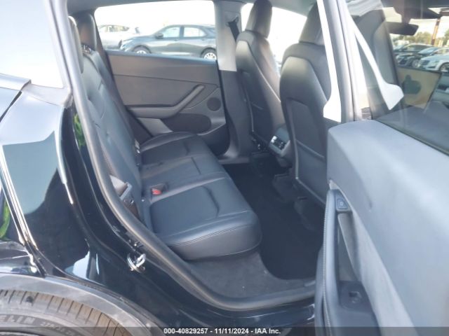 Photo 7 VIN: 7SAYGDEF6PF668564 - TESLA MODEL Y 