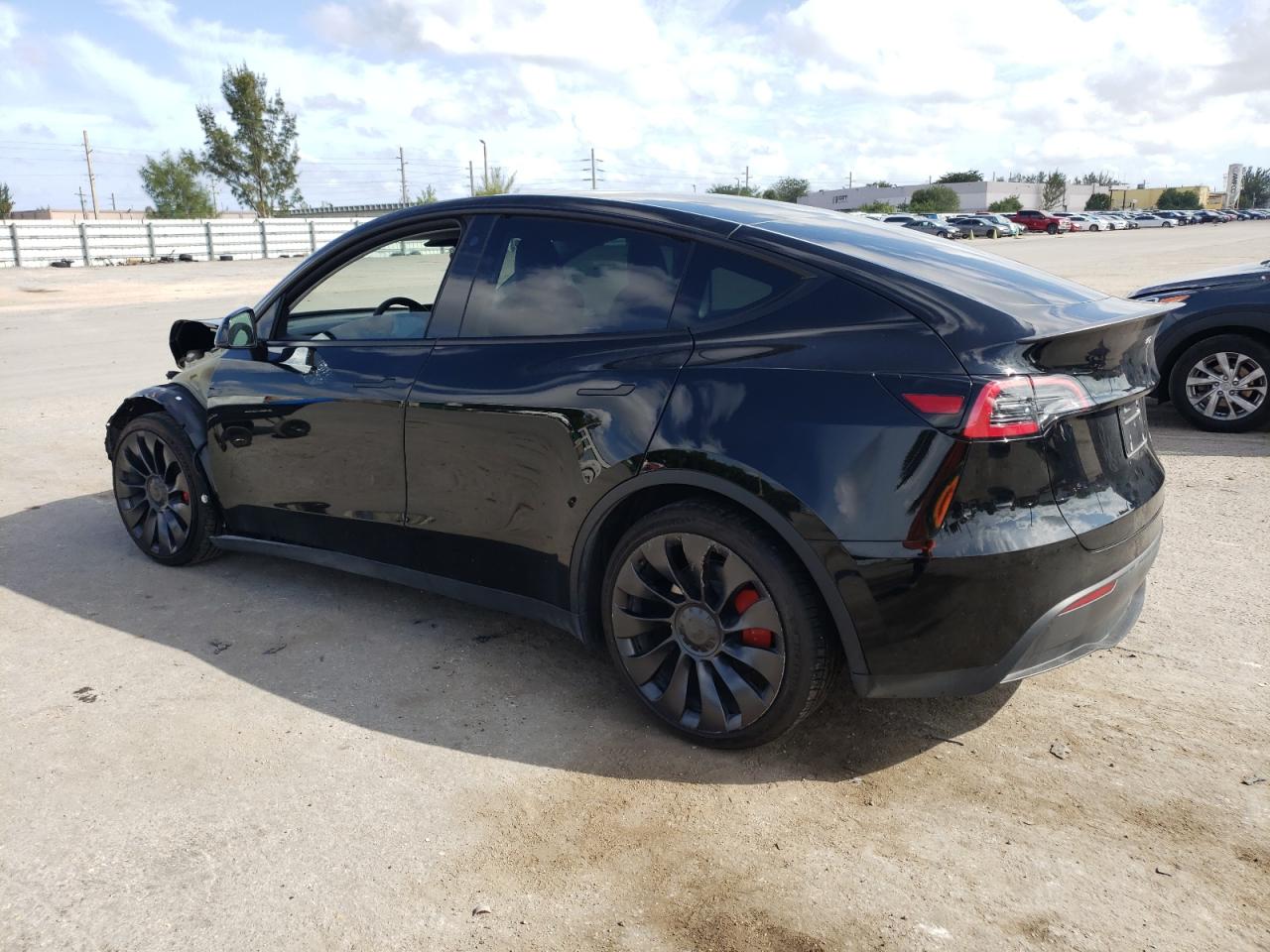 Photo 1 VIN: 7SAYGDEF6PF784105 - TESLA MODEL Y 