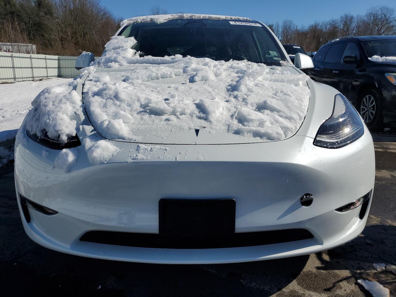 Photo 4 VIN: 7SAYGDEF6PF833111 - TESLA MODEL Y 