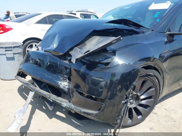 Photo 5 VIN: 7SAYGDEF6PF852788 - TESLA MODEL Y 