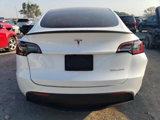 Photo 5 VIN: 7SAYGDEF6PF937100 - TESLA MODEL Y 