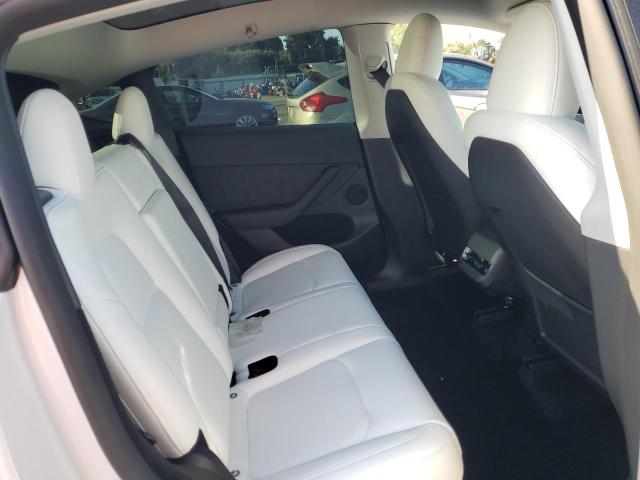 Photo 10 VIN: 7SAYGDEF6RF133012 - TESLA MODEL Y 