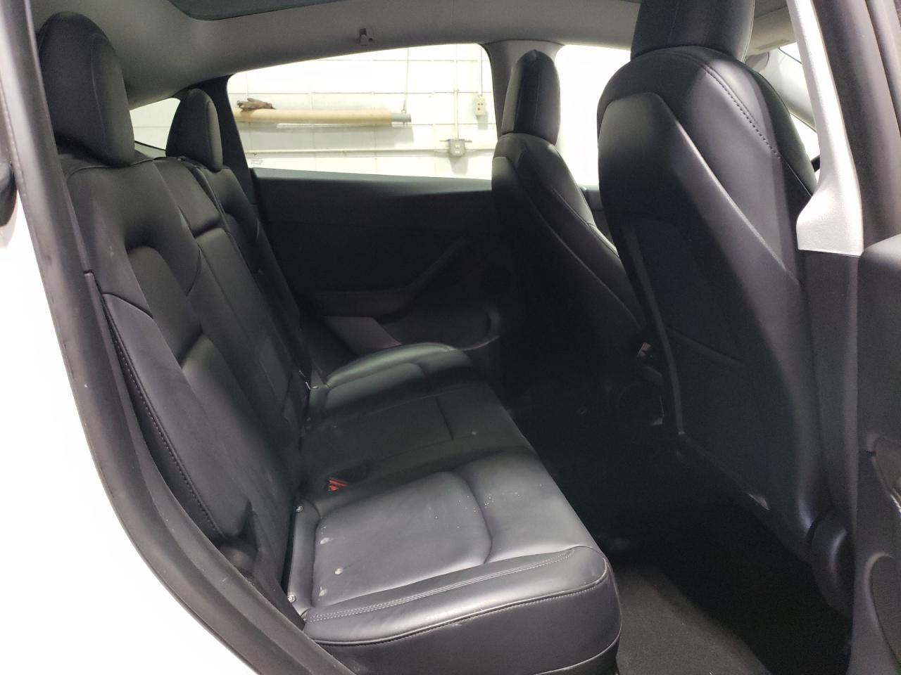 Photo 10 VIN: 7SAYGDEF7NF339062 - TESLA MODEL Y 