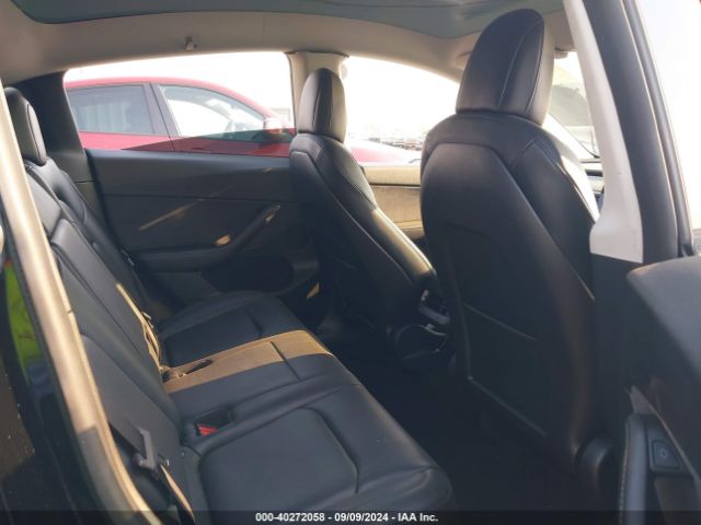 Photo 7 VIN: 7SAYGDEF7NF405206 - TESLA MODEL Y 