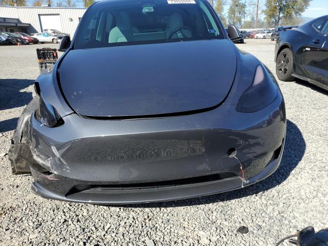 Photo 4 VIN: 7SAYGDEF7NF463302 - TESLA MODEL Y 