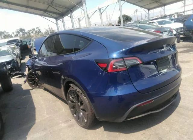 Photo 2 VIN: 7SAYGDEF7NF488569 - TESLA MODEL Y 