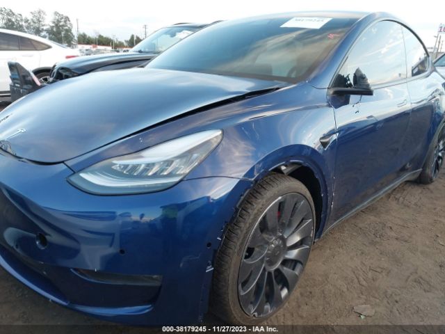 Photo 5 VIN: 7SAYGDEF7NF488569 - TESLA MODEL Y 