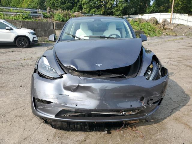 Photo 4 VIN: 7SAYGDEF7NF507525 - TESLA MODEL Y 