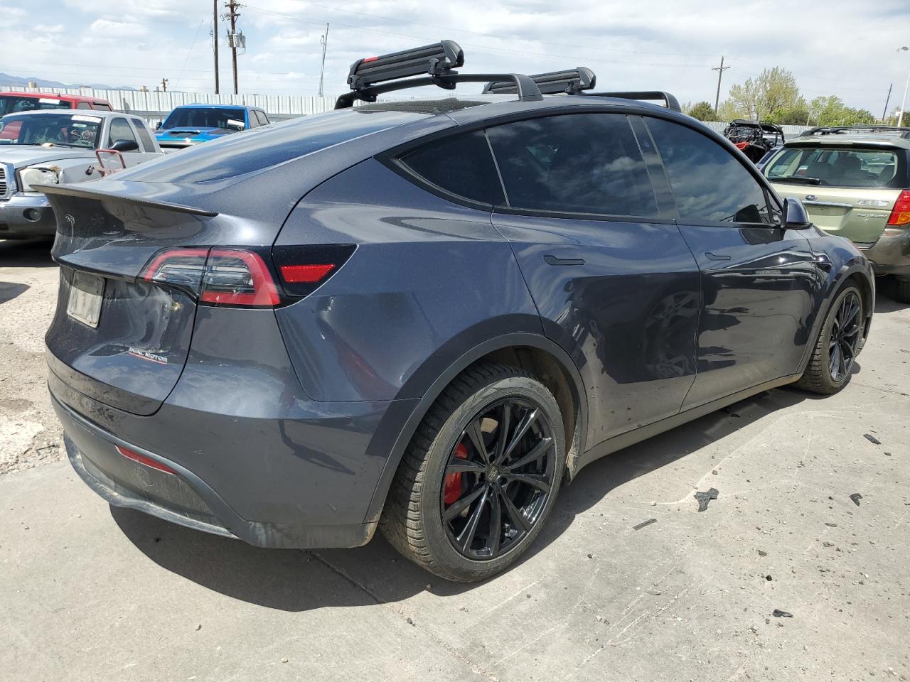 Photo 2 VIN: 7SAYGDEF7PF892118 - TESLA MODEL Y 