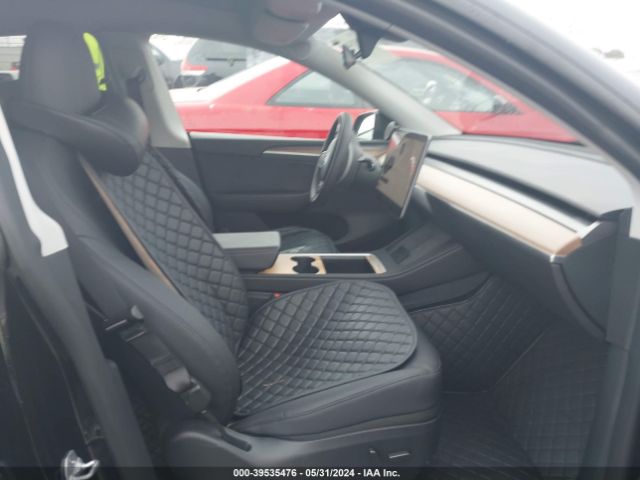 Photo 4 VIN: 7SAYGDEF7PF959994 - TESLA MODEL Y 