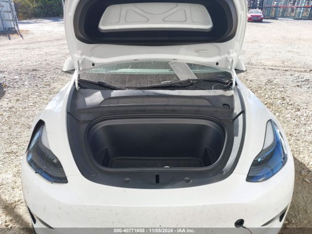 Photo 9 VIN: 7SAYGDEF7RF036501 - TESLA MODEL Y 