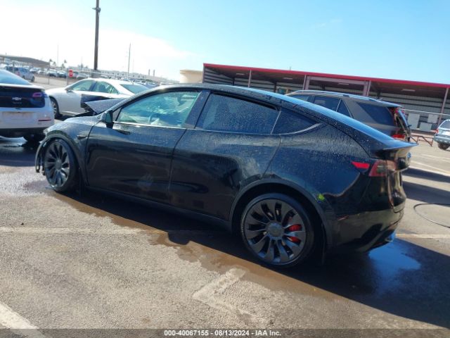 Photo 2 VIN: 7SAYGDEF8NF327714 - TESLA MODEL Y 