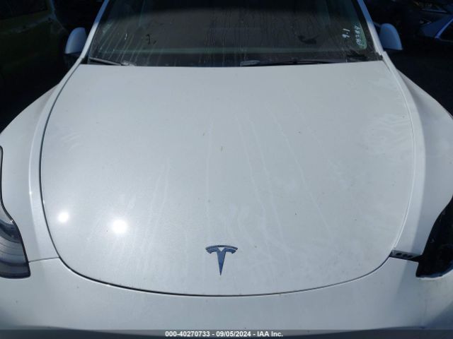 Photo 9 VIN: 7SAYGDEF8NF439543 - TESLA MODEL Y 