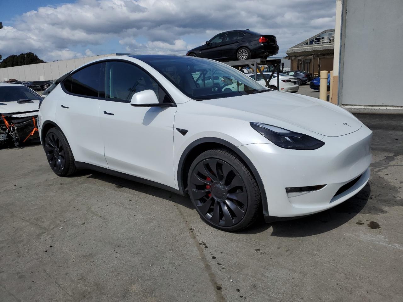 Photo 3 VIN: 7SAYGDEF8NF467763 - TESLA MODEL Y 