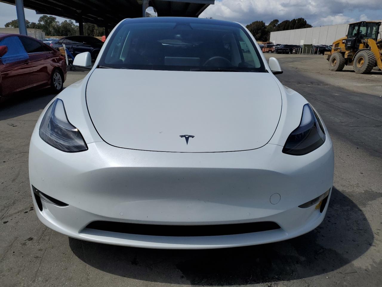 Photo 4 VIN: 7SAYGDEF8NF467763 - TESLA MODEL Y 