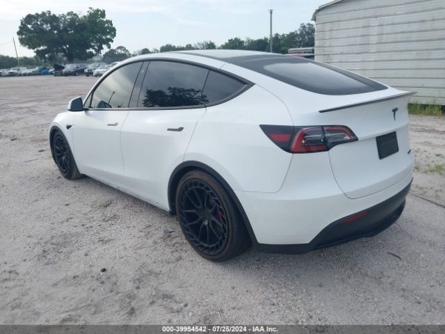 Photo 2 VIN: 7SAYGDEF8NF540128 - TESLA MODEL Y 