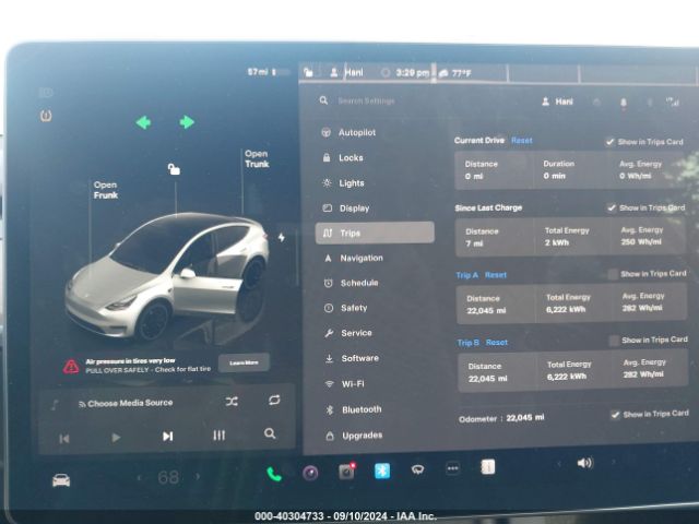 Photo 6 VIN: 7SAYGDEF8NF552926 - TESLA MODEL Y 