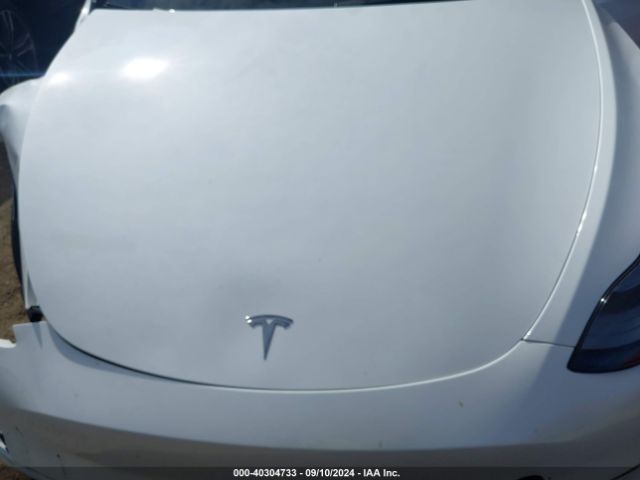 Photo 9 VIN: 7SAYGDEF8NF552926 - TESLA MODEL Y 