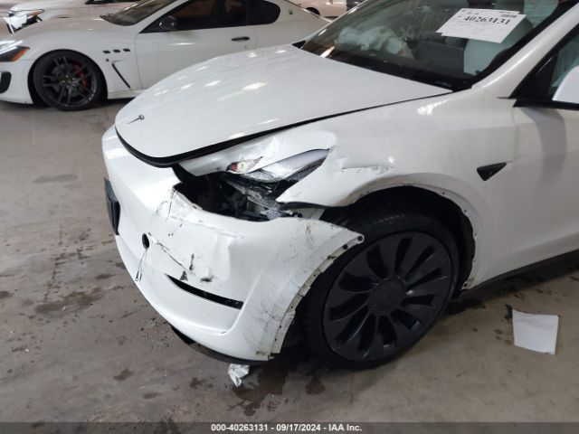 Photo 5 VIN: 7SAYGDEF8PF594418 - TESLA MODEL Y 