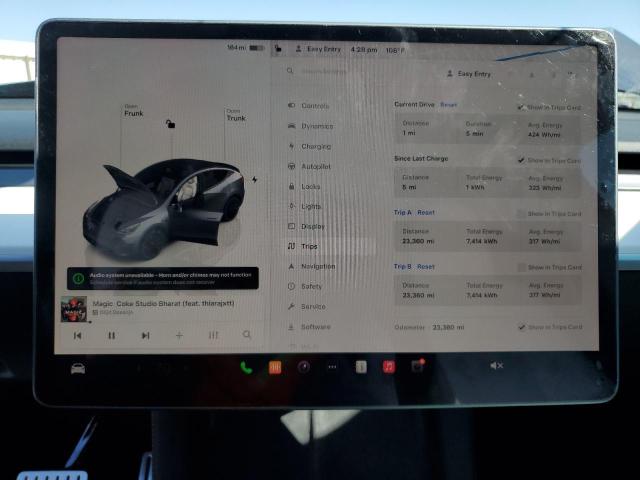 Photo 8 VIN: 7SAYGDEF8PF739988 - TESLA MODEL Y 