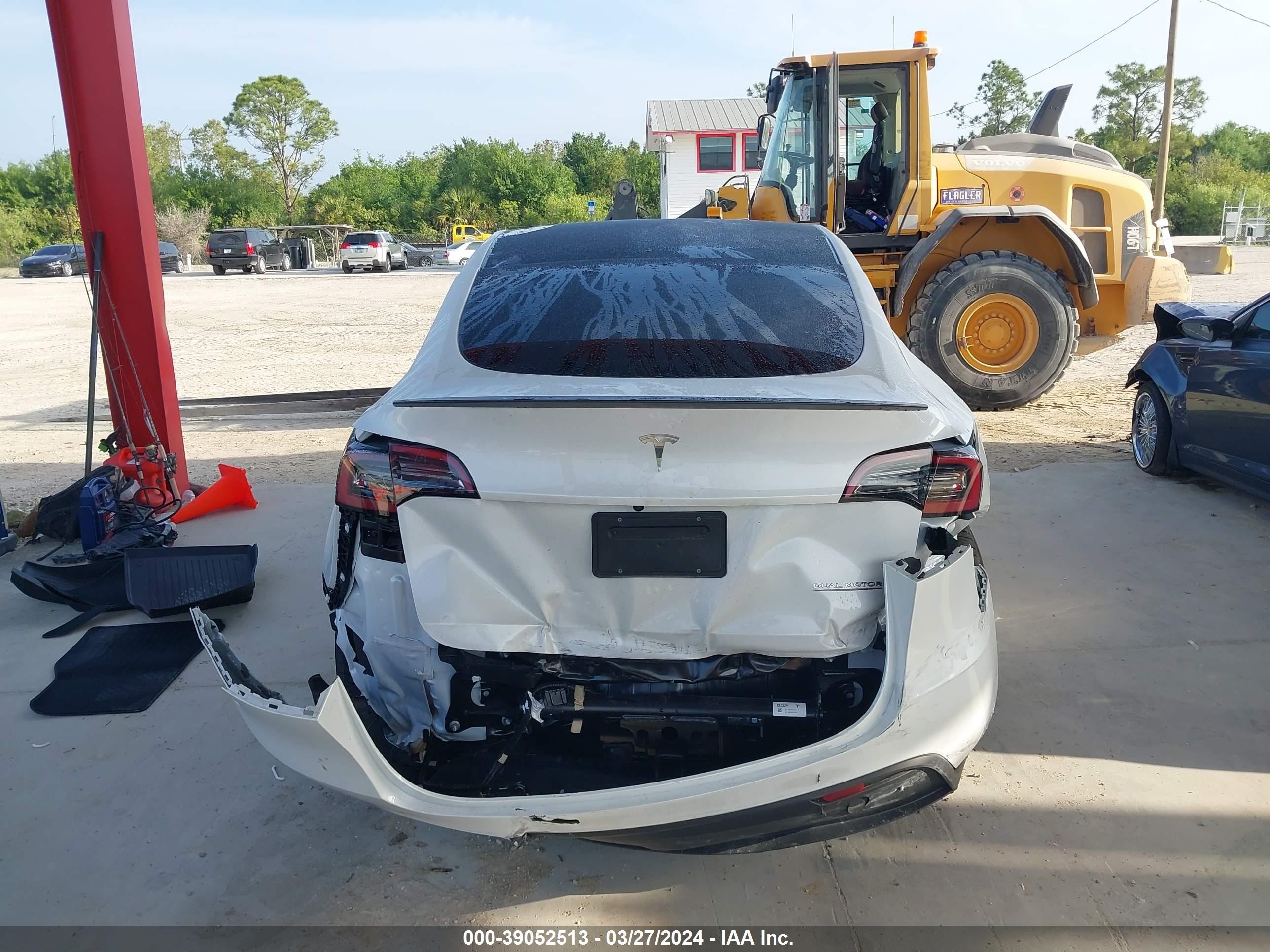 Photo 15 VIN: 7SAYGDEF8PF751493 - TESLA MODEL Y 