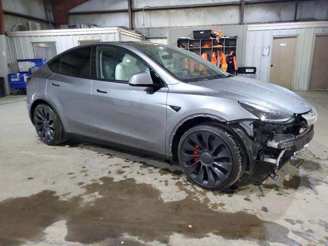 Photo 3 VIN: 7SAYGDEF8RA323746 - TESLA MODEL Y 