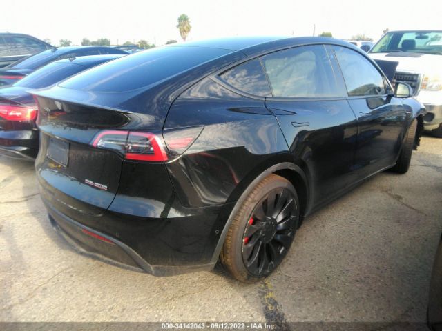 Photo 3 VIN: 7SAYGDEF9NF324000 - TESLA MODEL Y 