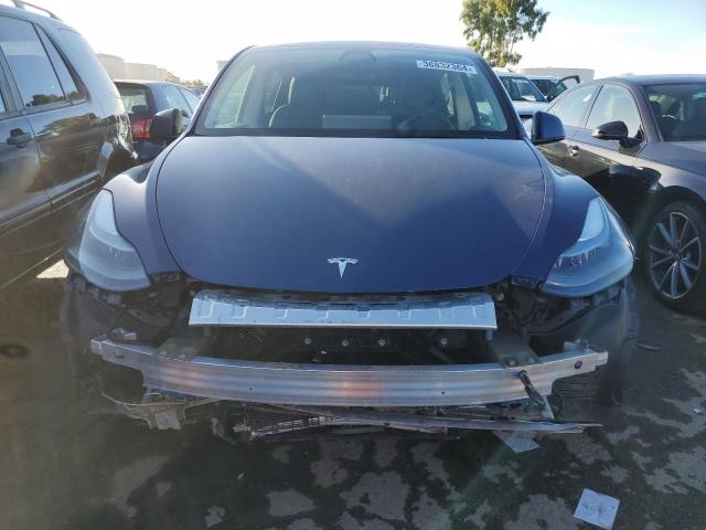 Photo 4 VIN: 7SAYGDEF9NF328323 - TESLA MODEL Y 