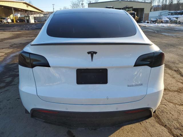 Photo 5 VIN: 7SAYGDEF9NF373570 - TESLA MODEL Y 