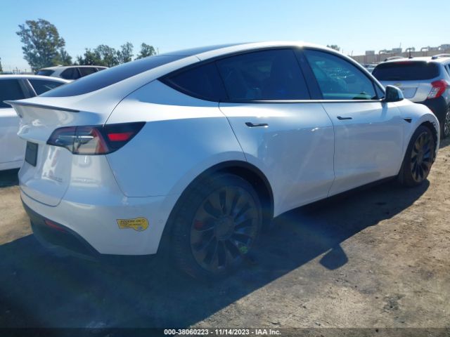 Photo 3 VIN: 7SAYGDEF9NF398498 - TESLA MODEL Y 