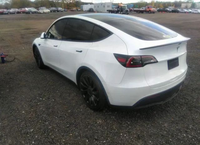 Photo 2 VIN: 7SAYGDEF9NF413405 - TESLA MODEL Y 