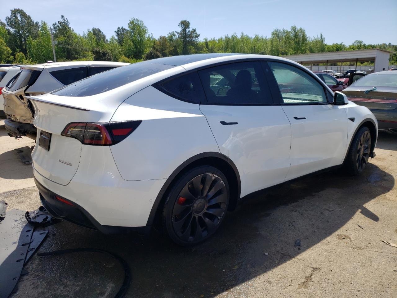 Photo 2 VIN: 7SAYGDEF9NF456853 - TESLA MODEL Y 