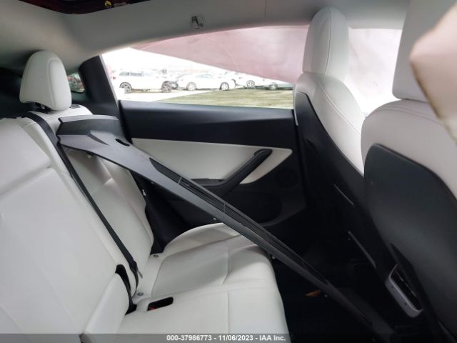 Photo 7 VIN: 7SAYGDEF9NF465939 - TESLA MODEL Y 