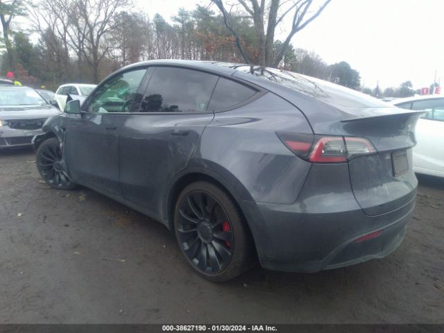 Photo 2 VIN: 7SAYGDEF9NF501077 - TESLA MODEL Y 