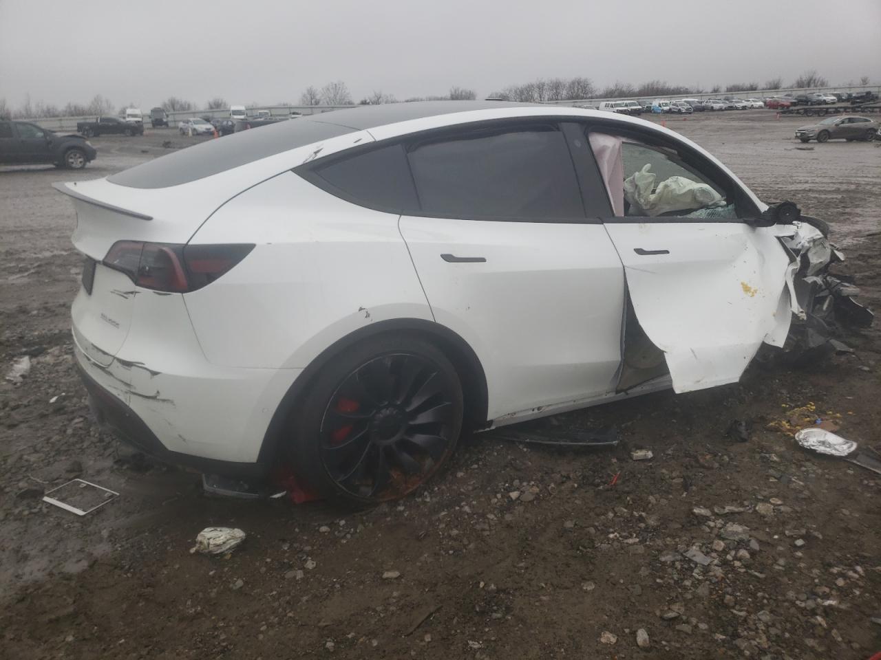 Photo 2 VIN: 7SAYGDEF9NF519059 - TESLA MODEL Y 