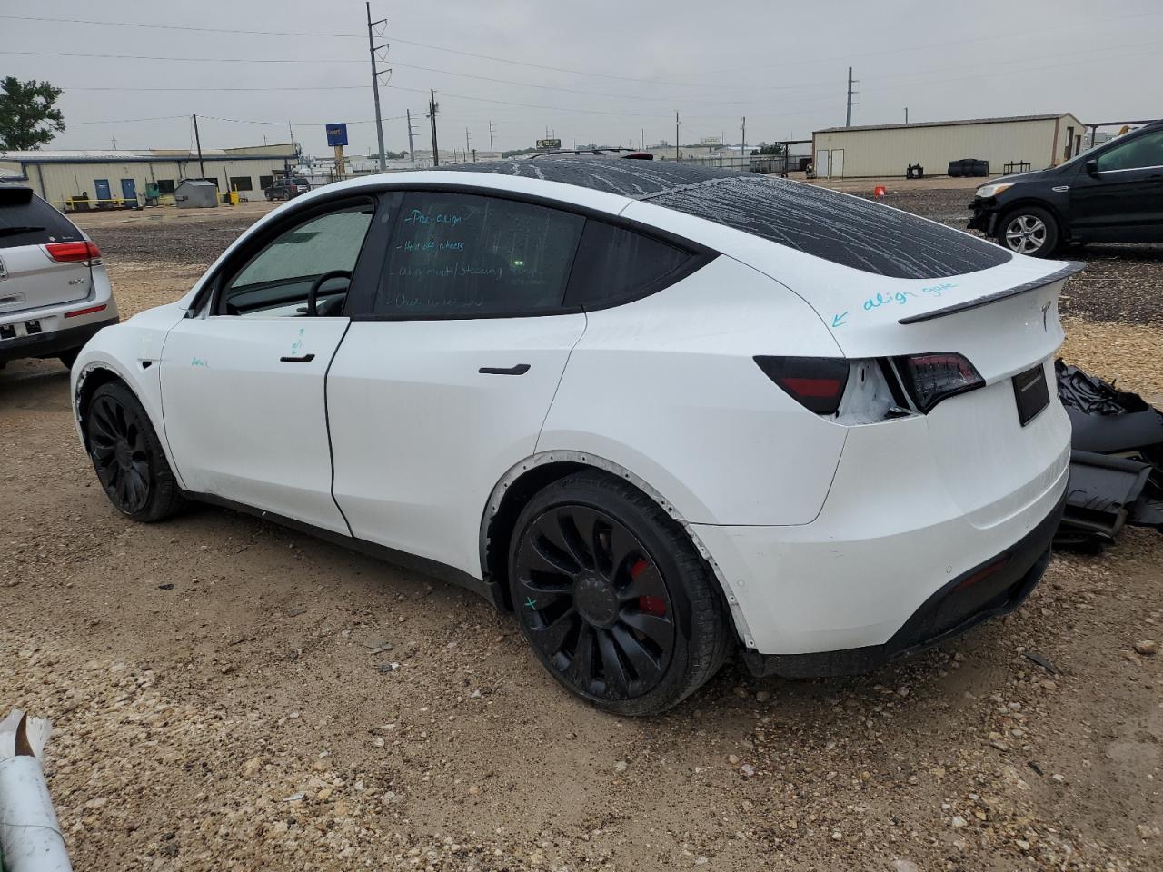 Photo 1 VIN: 7SAYGDEF9NF539330 - TESLA MODEL Y 