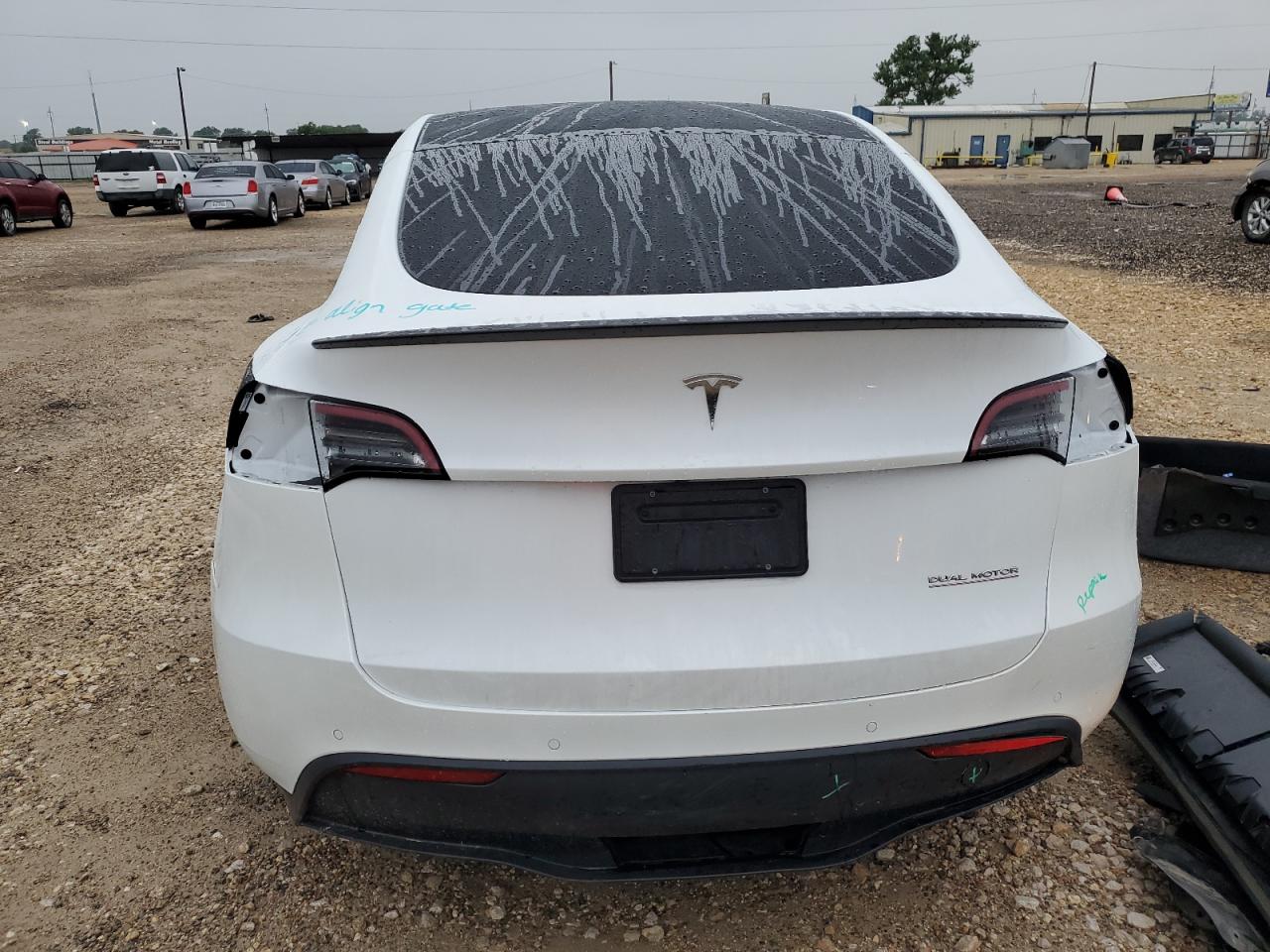 Photo 5 VIN: 7SAYGDEF9NF539330 - TESLA MODEL Y 