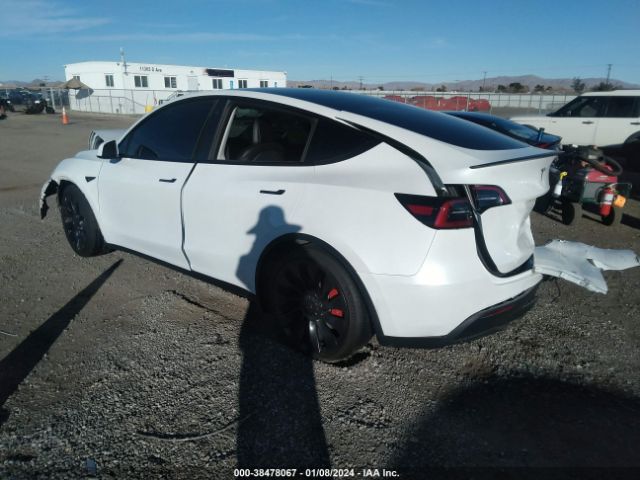 Photo 2 VIN: 7SAYGDEF9NF551106 - TESLA MODEL Y 