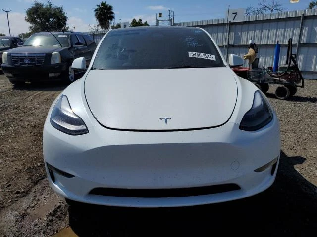 Photo 4 VIN: 7SAYGDEF9NF551669 - TESLA MODEL Y 