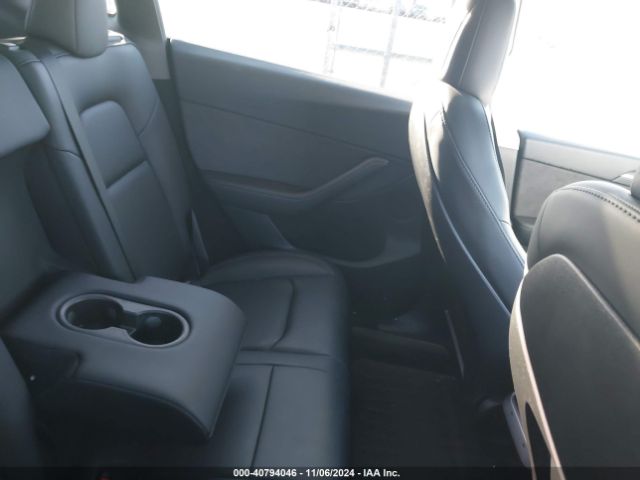 Photo 7 VIN: 7SAYGDEF9PF613140 - TESLA MODEL Y 